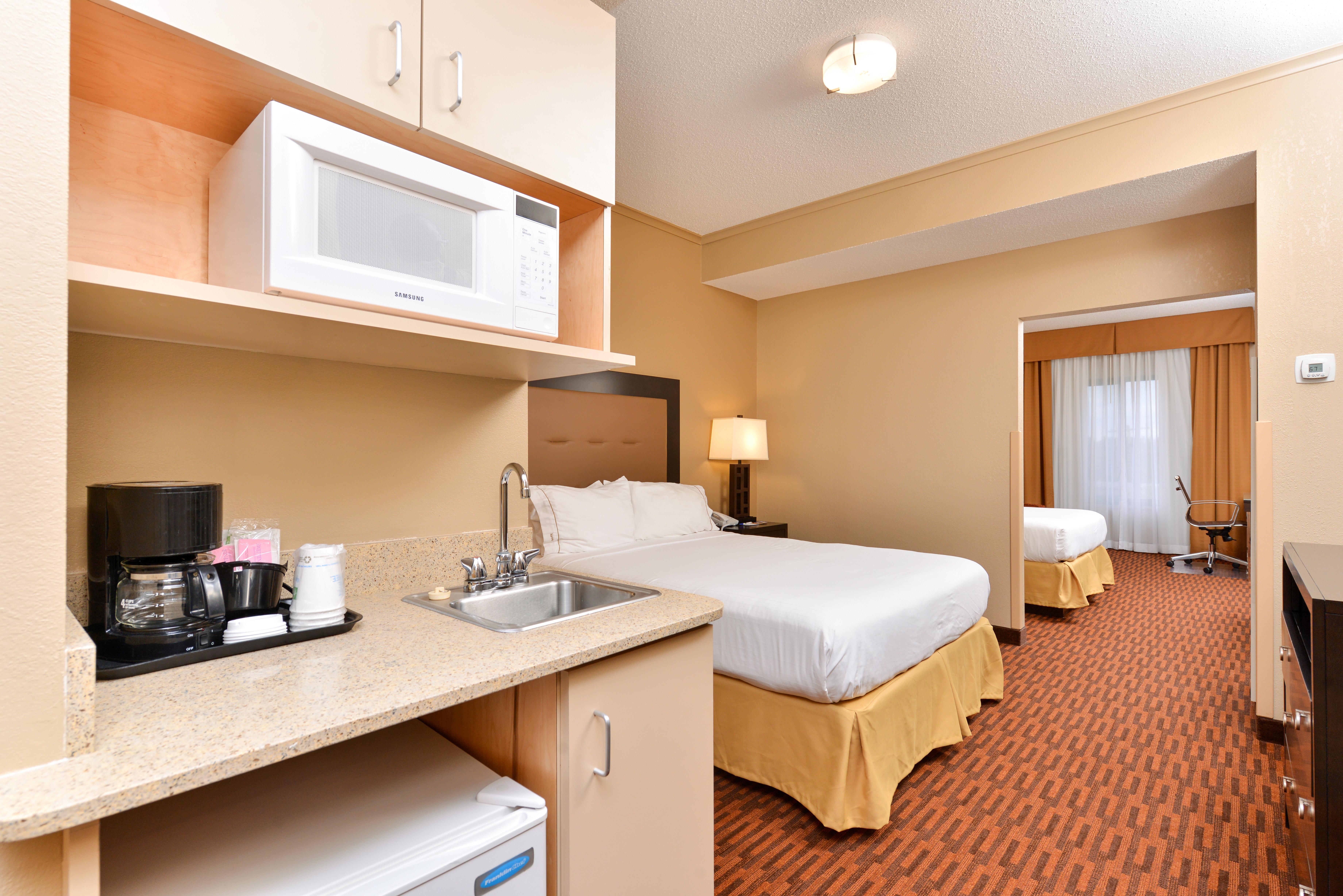 Holiday Inn Express Breezewood By Ihg Zewnętrze zdjęcie