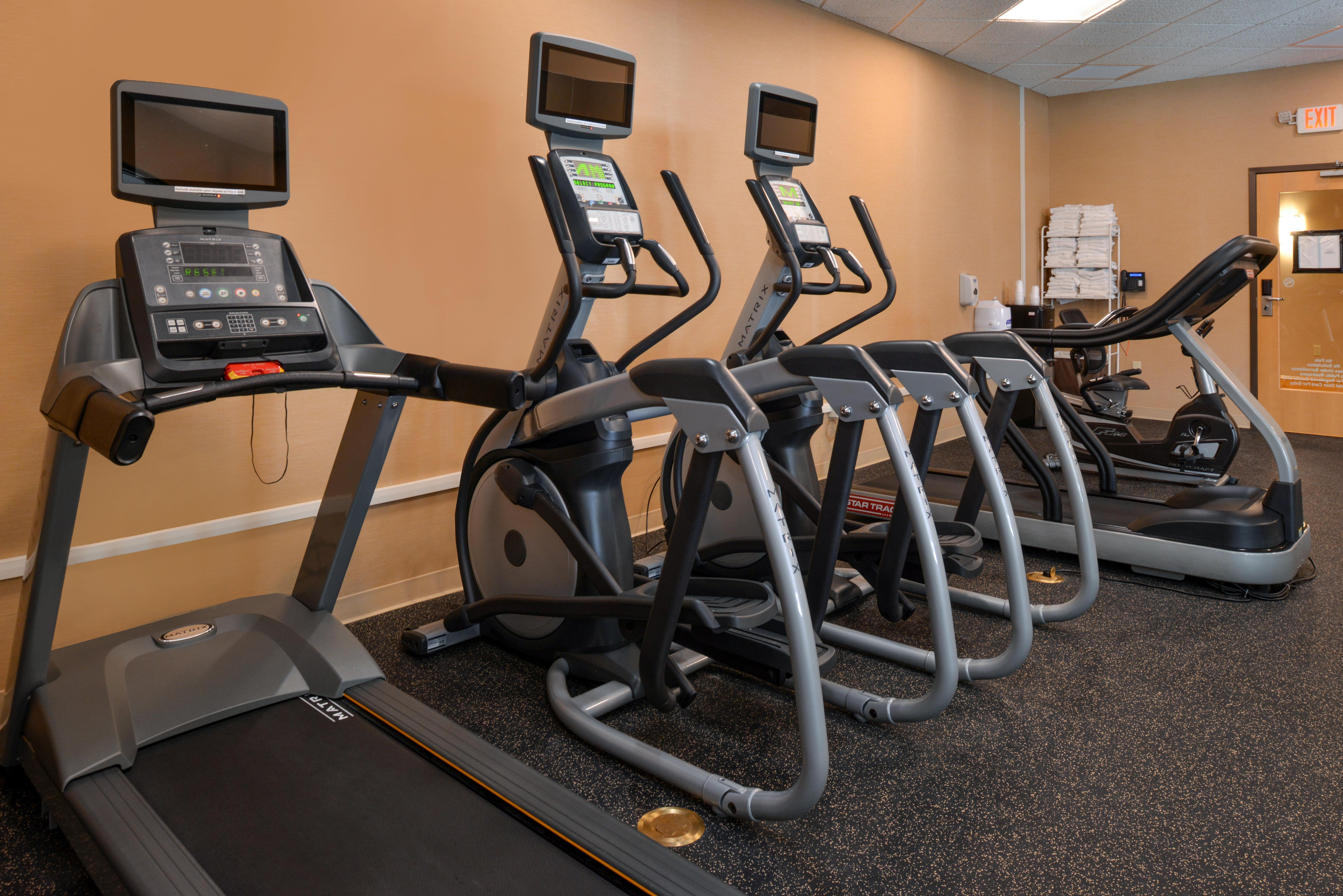 Holiday Inn Express Breezewood By Ihg Zewnętrze zdjęcie