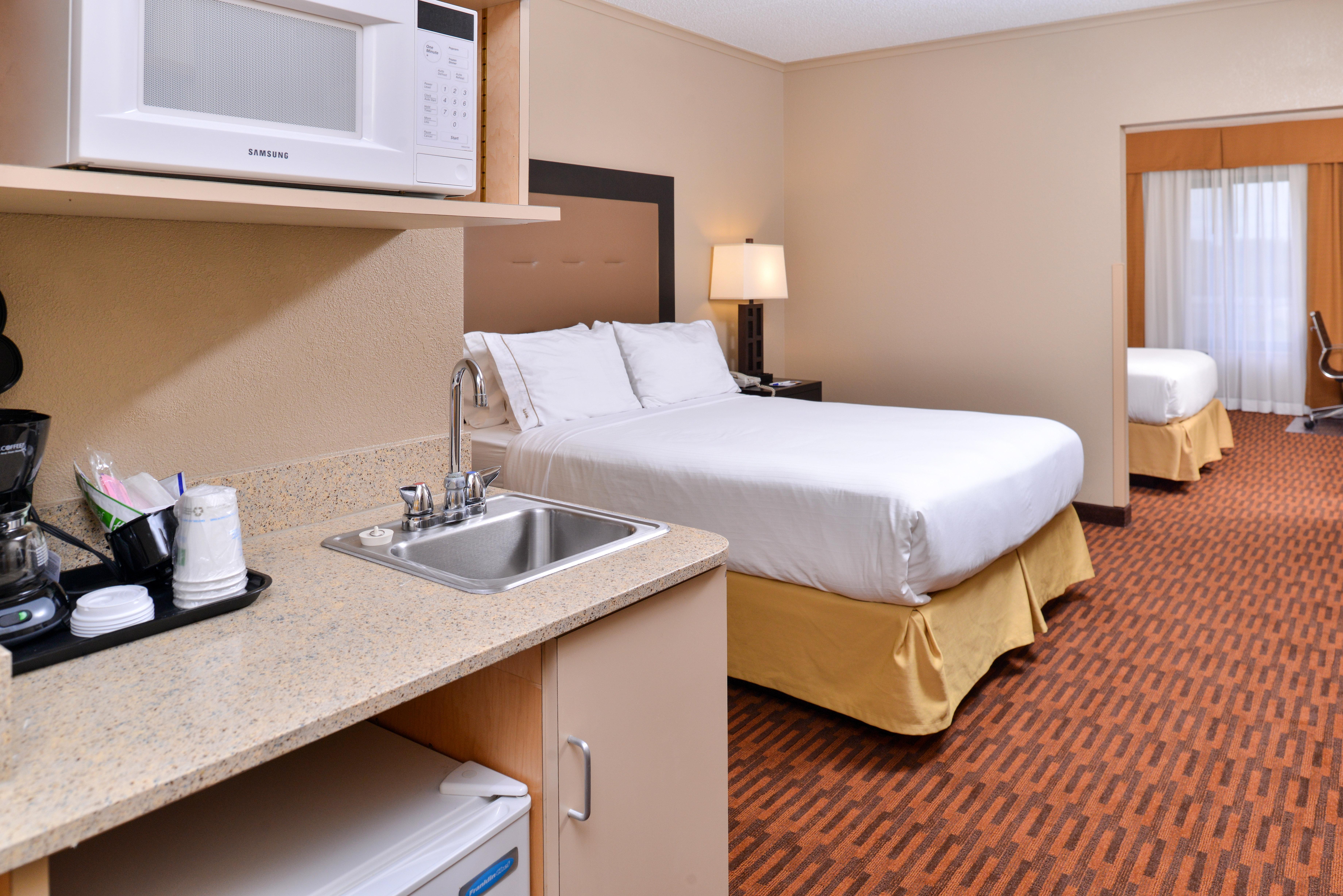 Holiday Inn Express Breezewood By Ihg Zewnętrze zdjęcie
