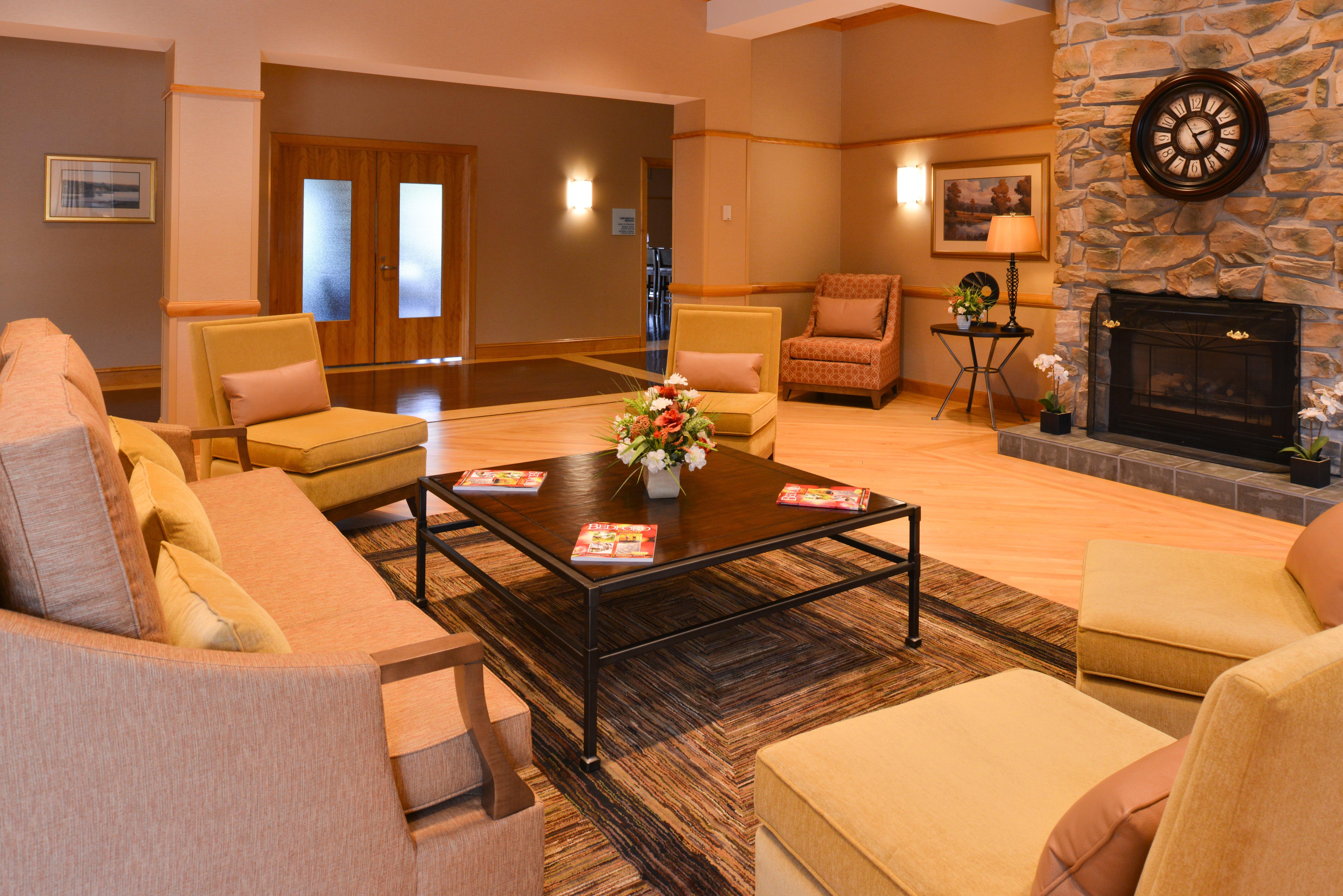 Holiday Inn Express Breezewood By Ihg Zewnętrze zdjęcie