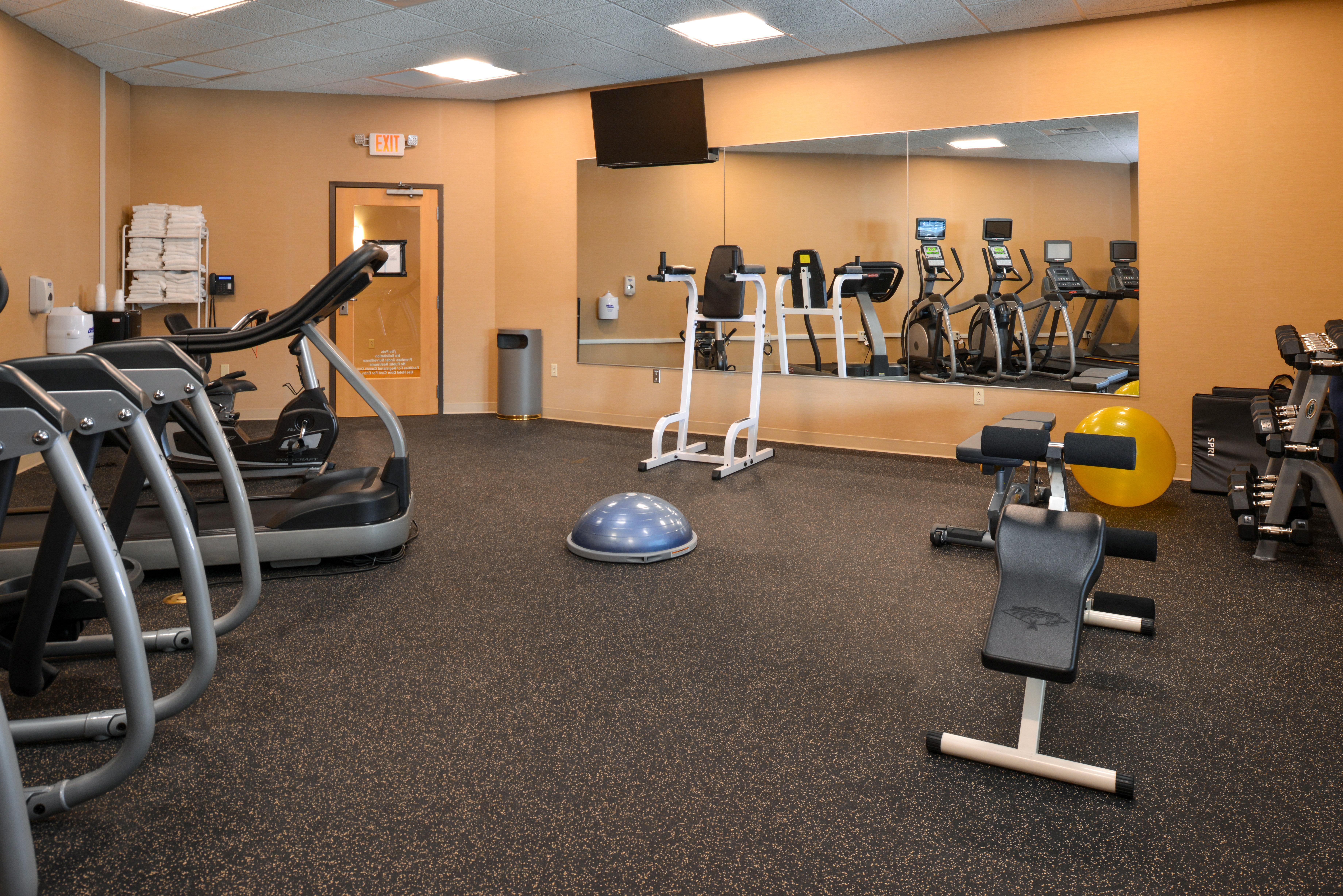 Holiday Inn Express Breezewood By Ihg Zewnętrze zdjęcie