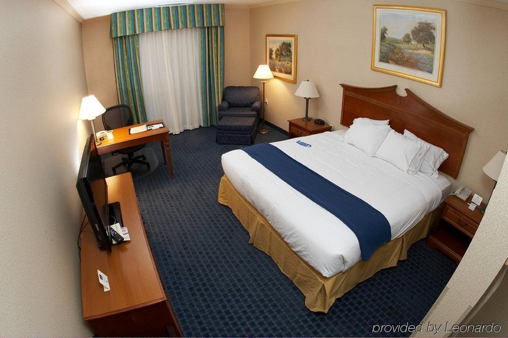 Holiday Inn Express Breezewood By Ihg Zewnętrze zdjęcie
